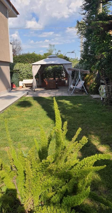 مبيت وإفطار يوتْسْوولْ La Casa Di Barry المظهر الخارجي الصورة